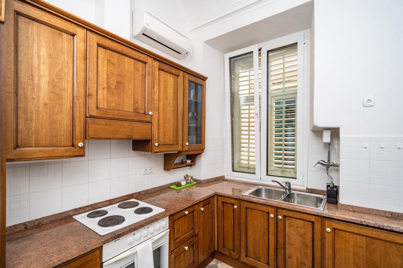 Laus I , Apartment In Old Town Dubrovnik Buitenkant foto
